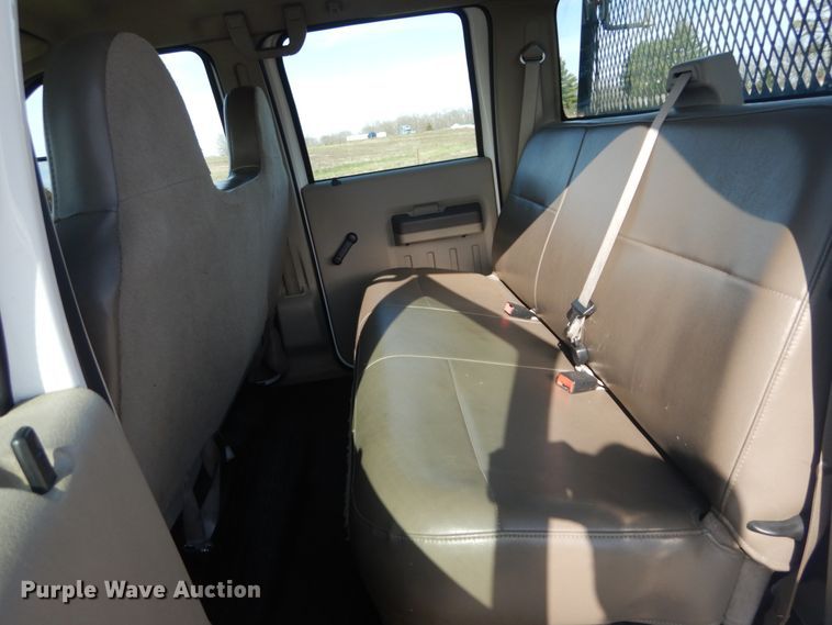 image for item IY9530 2008 Ford F350 Super Duty XLT  Crew Cab pickup truck