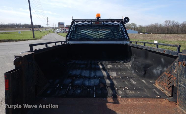 image for item IY9530 2008 Ford F350 Super Duty XLT  Crew Cab pickup truck