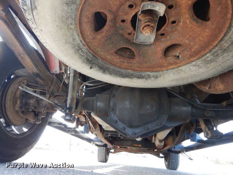 image for item IY9531 2005 Chevrolet 2500HD  Crew Cab pickup truck