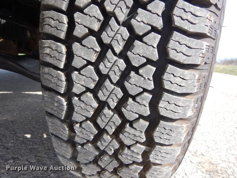 image for item IY9531 2005 Chevrolet 2500HD  Crew Cab pickup truck