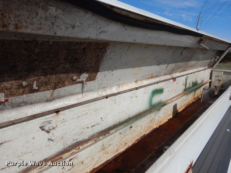 image for item IY9532 2005 Ford F350 Super Duty XL  Crew Cab pickup truck