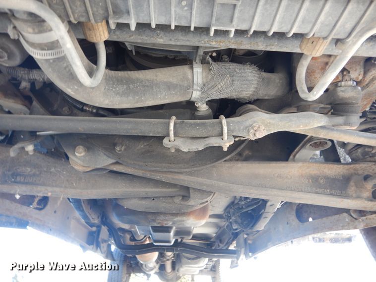 image for item IY9532 2005 Ford F350 Super Duty XL  Crew Cab pickup truck