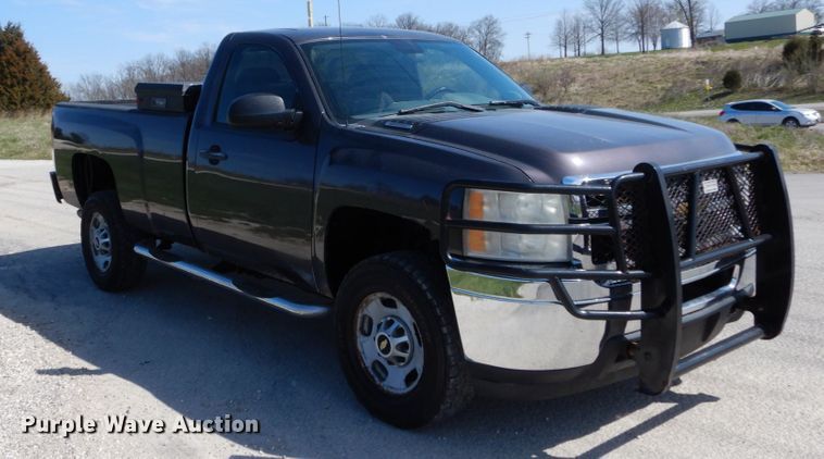 image for item IY9535 2011 Chevrolet 2500HD  pickup truck