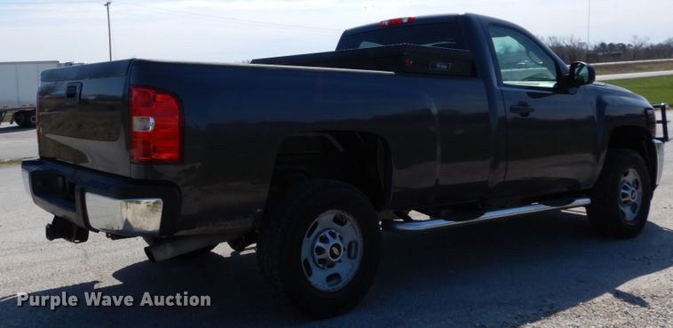 image for item IY9535 2011 Chevrolet 2500HD  pickup truck