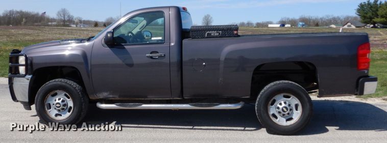 image for item IY9535 2011 Chevrolet 2500HD  pickup truck