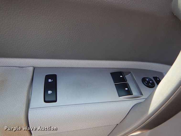 image for item IY9535 2011 Chevrolet 2500HD  pickup truck