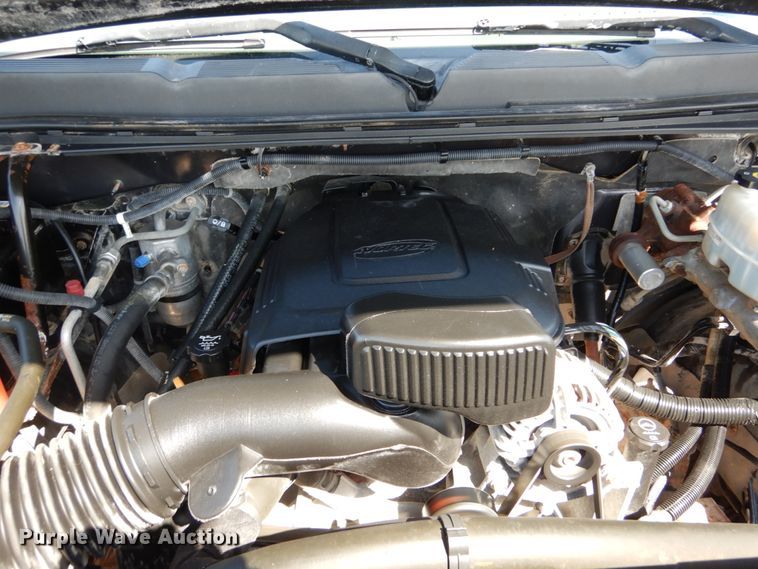 image for item IY9535 2011 Chevrolet 2500HD  pickup truck