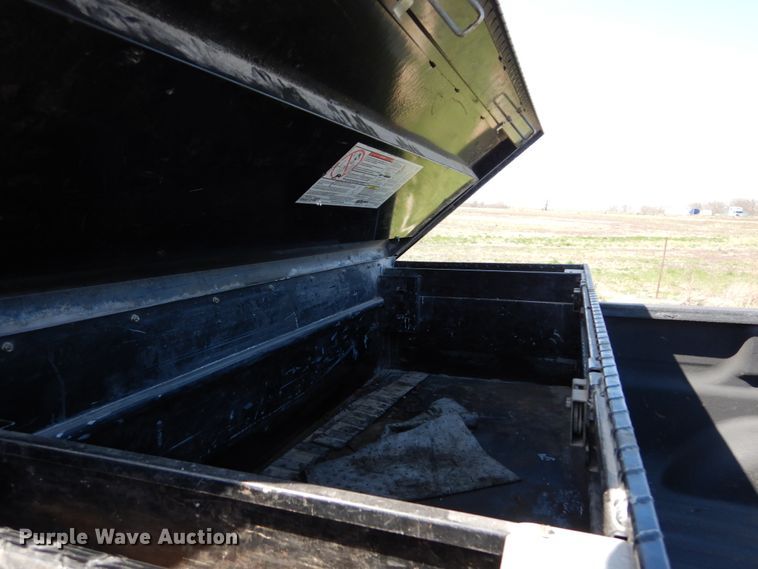 image for item IY9535 2011 Chevrolet 2500HD  pickup truck