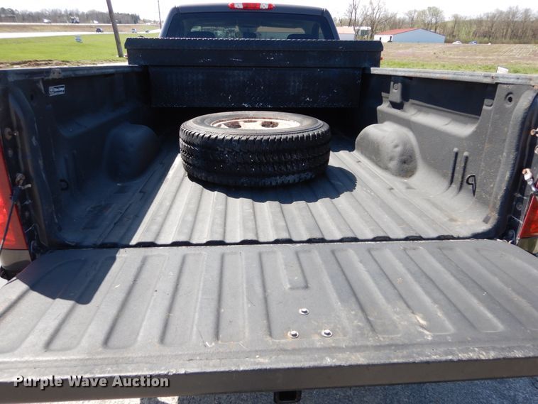 image for item IY9535 2011 Chevrolet 2500HD  pickup truck