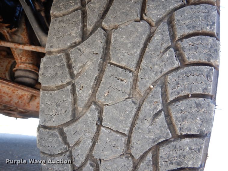 image for item IY9535 2011 Chevrolet 2500HD  pickup truck