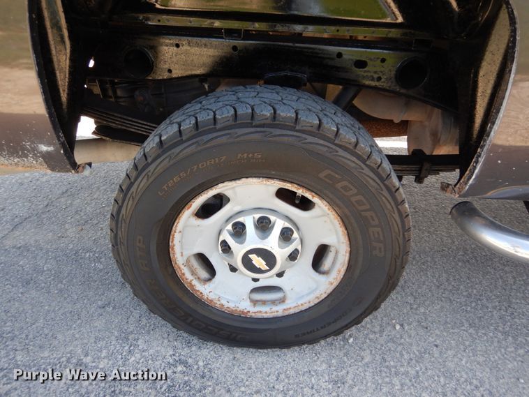 image for item IY9535 2011 Chevrolet 2500HD  pickup truck