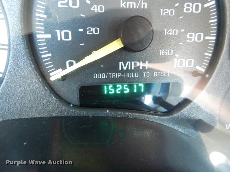 image for item IY9541 2000 GMC Sonoma SLS  Ext. Cab pickup truck