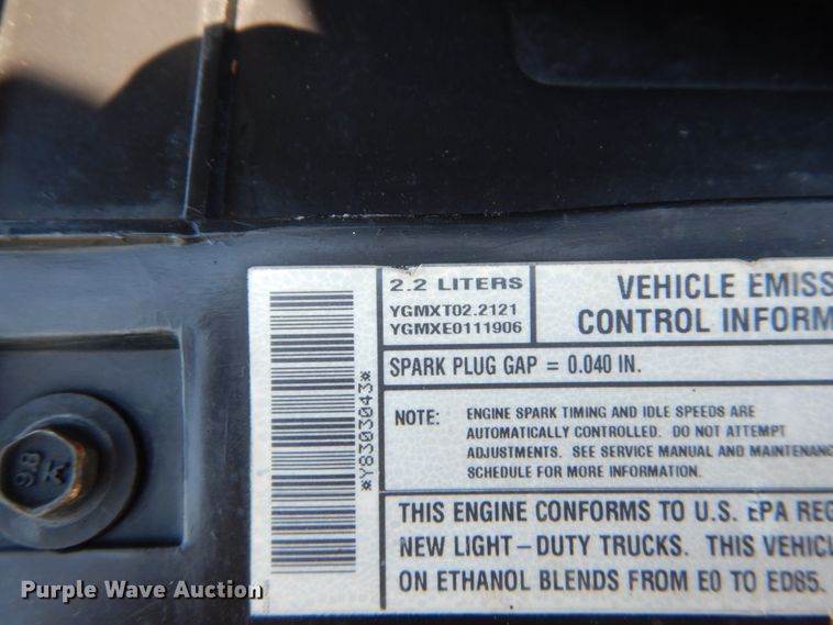 image for item IY9541 2000 GMC Sonoma SLS  Ext. Cab pickup truck