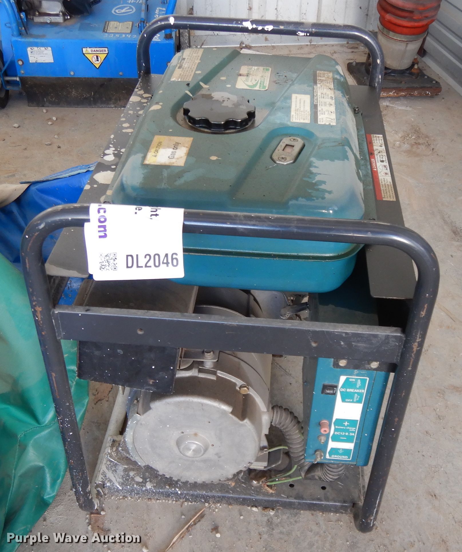 Makita G6100R generator in Paola, KS Item DL2046 sold Purple Wave