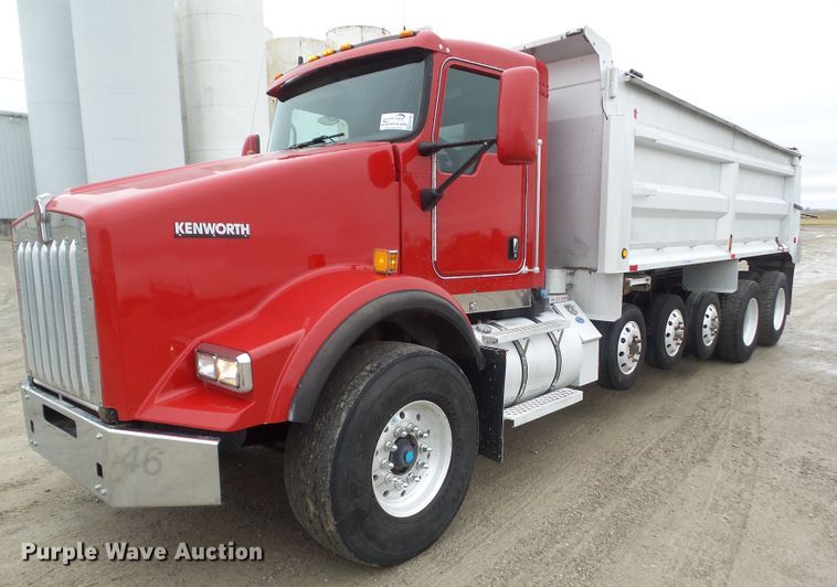 image for item DA7084 2014 Kenworth T800  dump truck