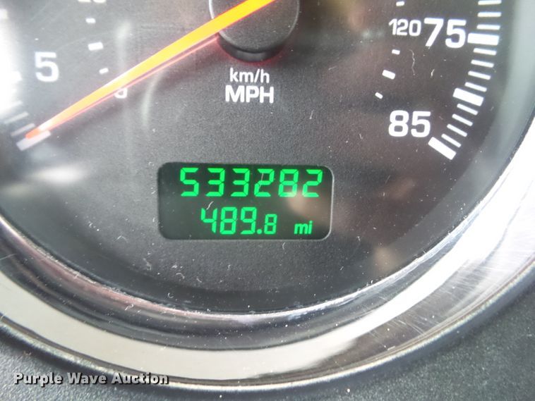 image for item DA7084 2014 Kenworth T800  dump truck