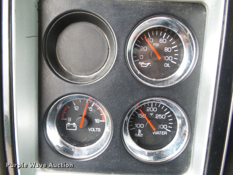 image for item DA7084 2014 Kenworth T800  dump truck