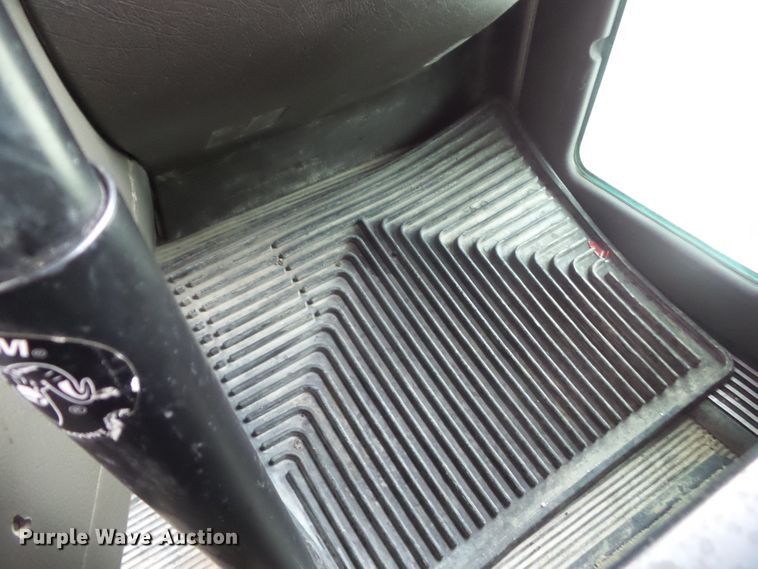 image for item DA7084 2014 Kenworth T800  dump truck