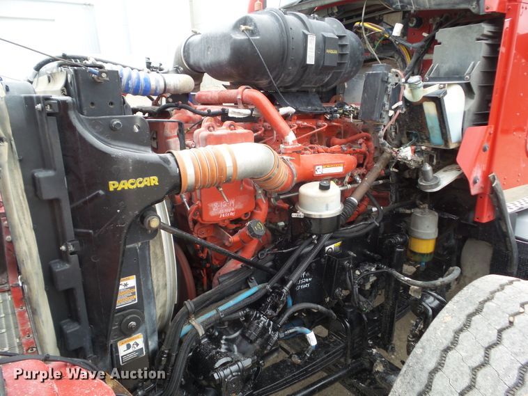 image for item DA7084 2014 Kenworth T800  dump truck