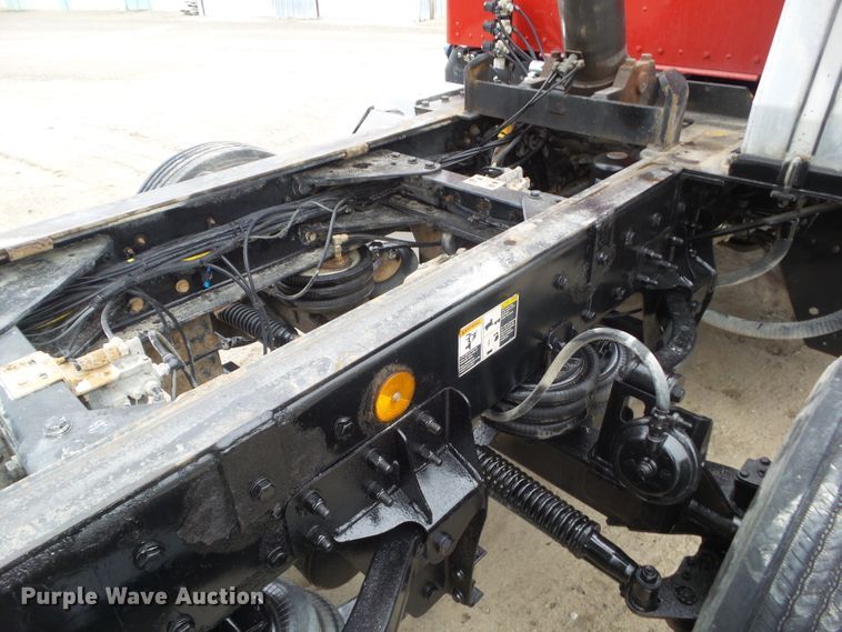 image for item DA7084 2014 Kenworth T800  dump truck