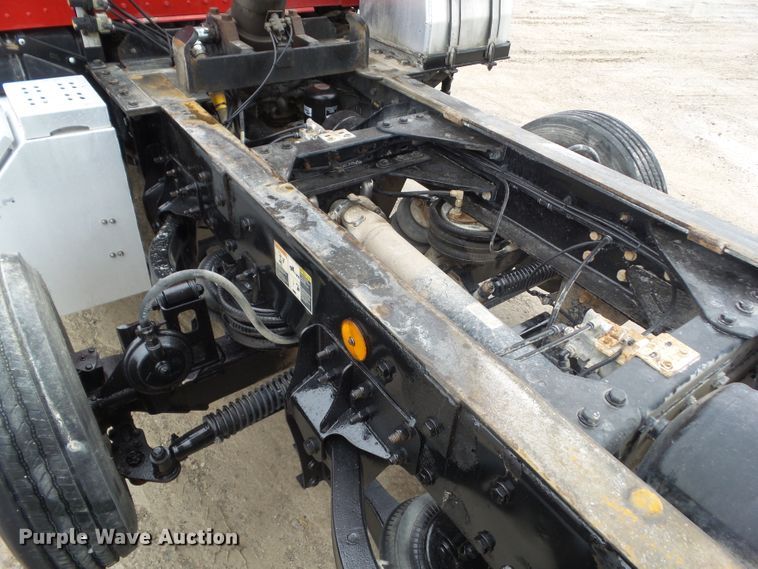 image for item DA7084 2014 Kenworth T800  dump truck