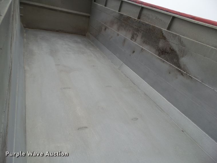 image for item DA7084 2014 Kenworth T800  dump truck