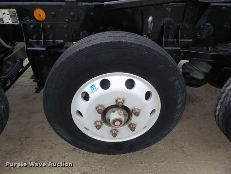 image for item DA7084 2014 Kenworth T800  dump truck