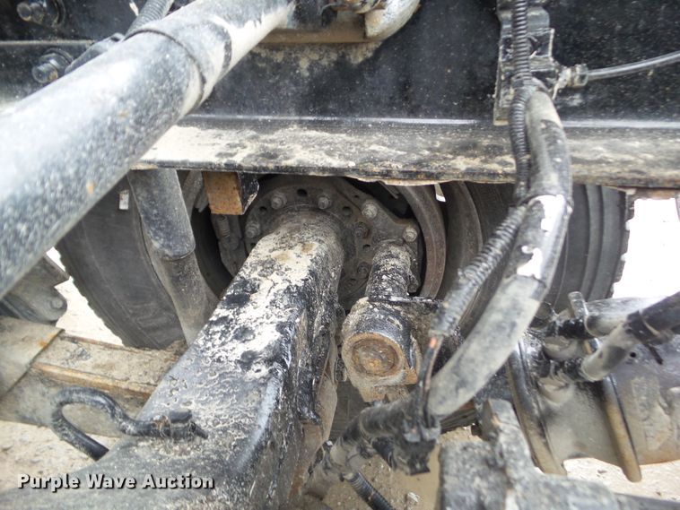 image for item DA7084 2014 Kenworth T800  dump truck