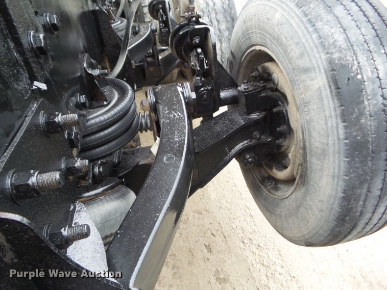 image for item DA7084 2014 Kenworth T800  dump truck