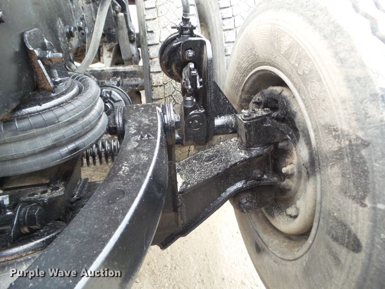 image for item DA7084 2014 Kenworth T800  dump truck