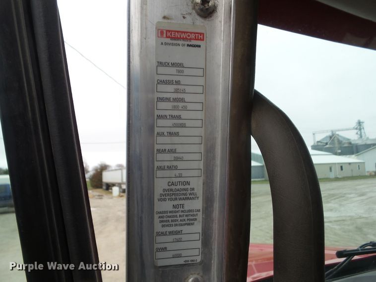 image for item DA7084 2014 Kenworth T800  dump truck