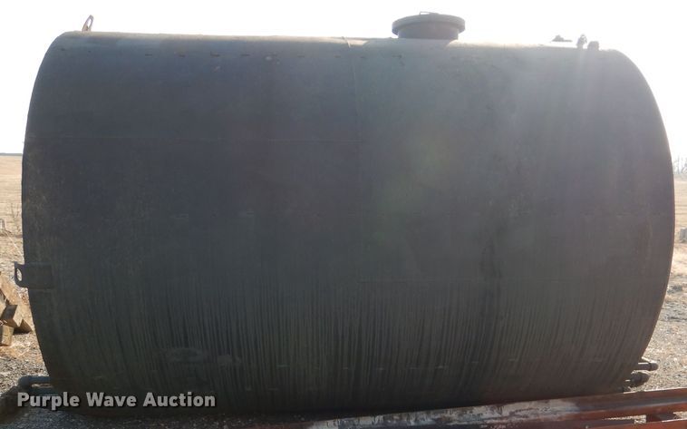 image for item DG6379 Asphalt oil tank