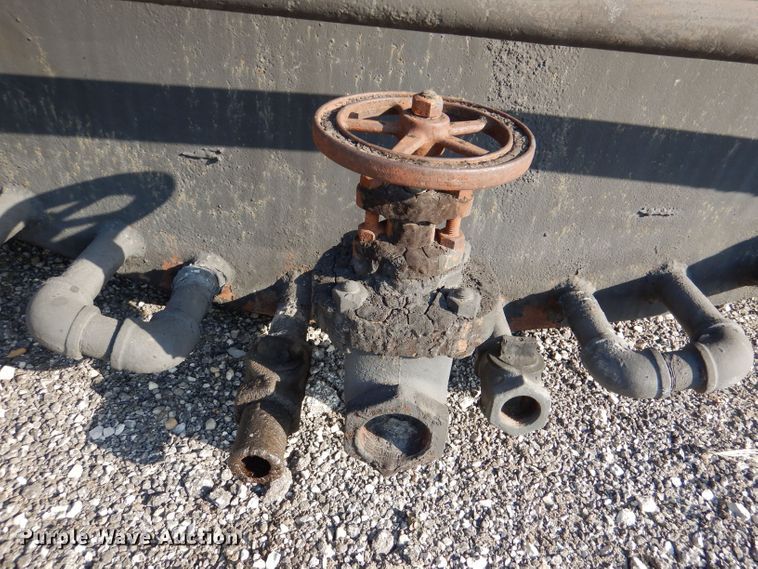 image for item DG6379 Asphalt oil tank