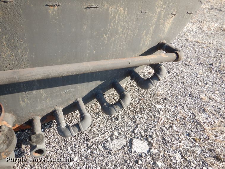 image for item DG6379 Asphalt oil tank