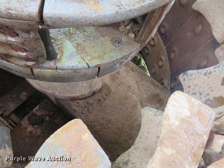 image for item DH0735 Cemco 54HD  impact crusher