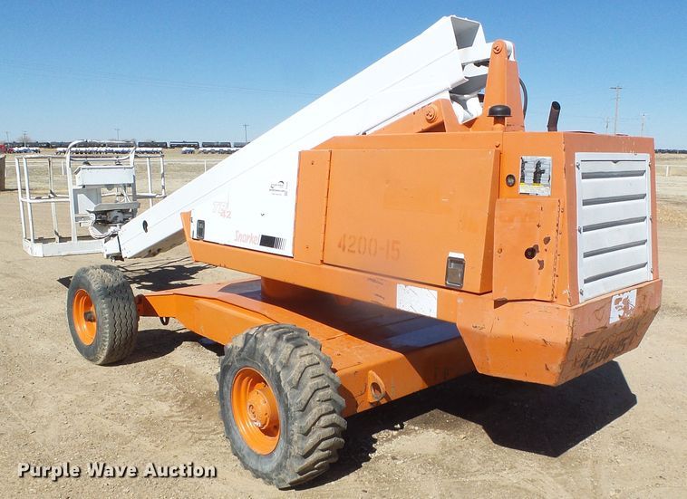 image for item DI5525 1998 Snorkel TB-A42RFO  boom lift