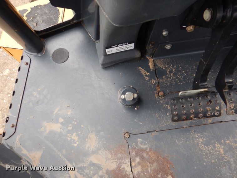 image for item DJ0396 2012 John Deere 310J  backhoe