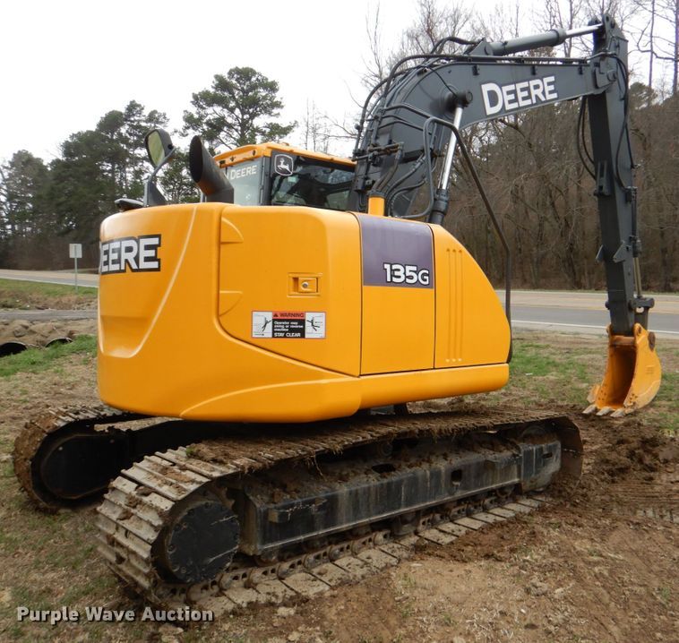 image for item DJ0400 2014 John Deere 135G  excavator