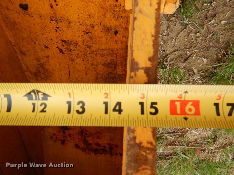 image for item DJ0400 2014 John Deere 135G  excavator