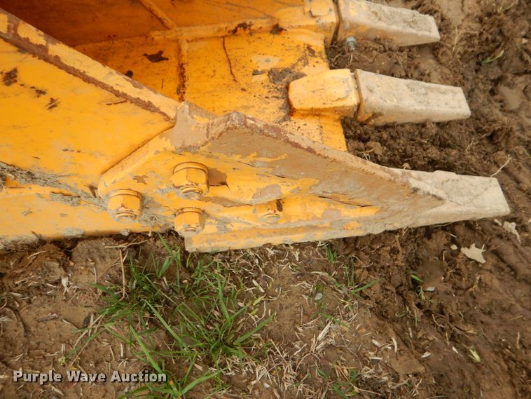 image for item DJ0400 2014 John Deere 135G  excavator