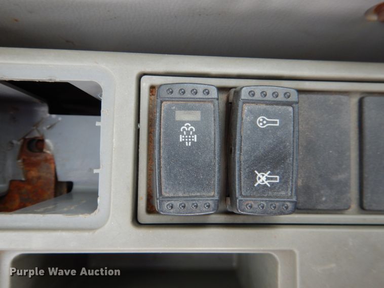 image for item DJ0400 2014 John Deere 135G  excavator