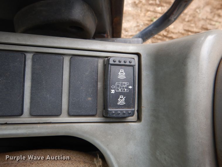 image for item DJ0400 2014 John Deere 135G  excavator