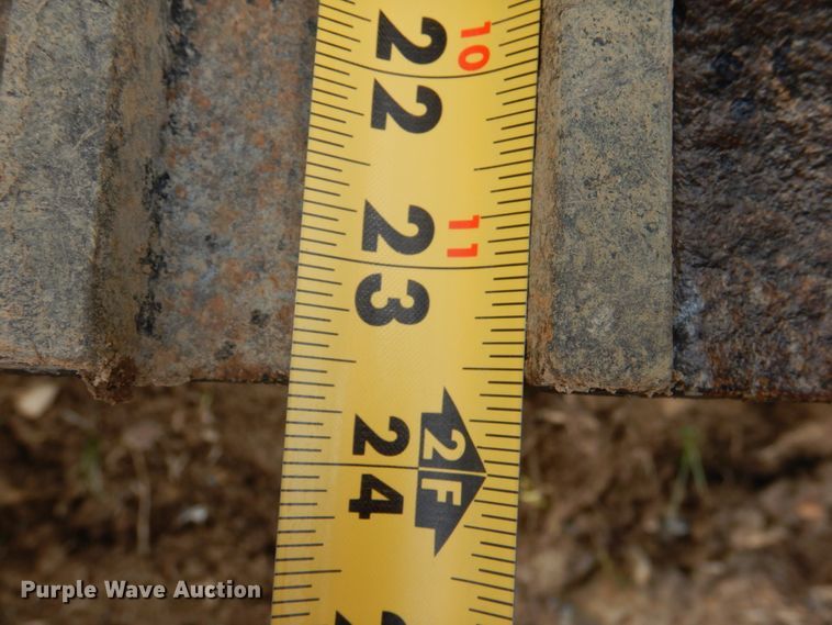 image for item DJ0400 2014 John Deere 135G  excavator