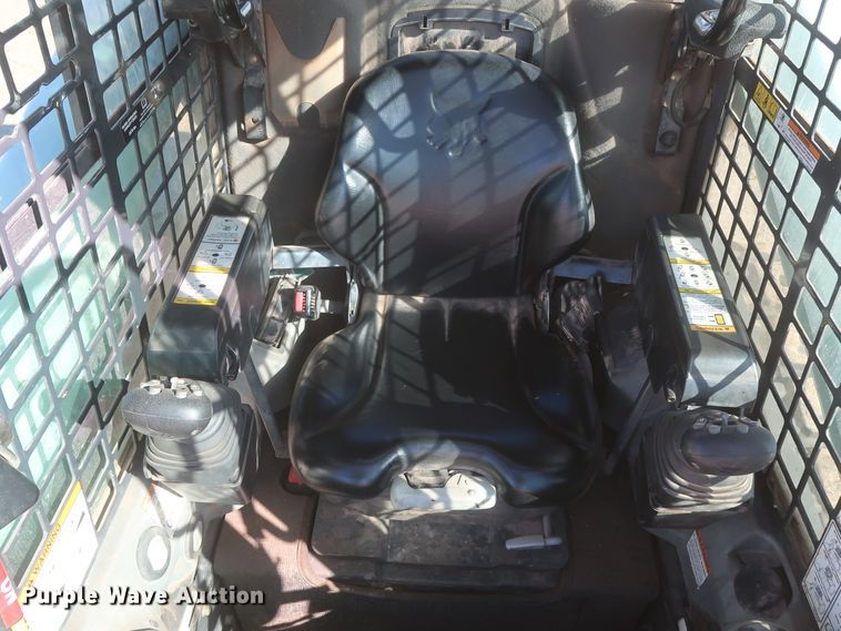 image for item DJ1875 2016 Bobcat T650  tracked skid steer loader