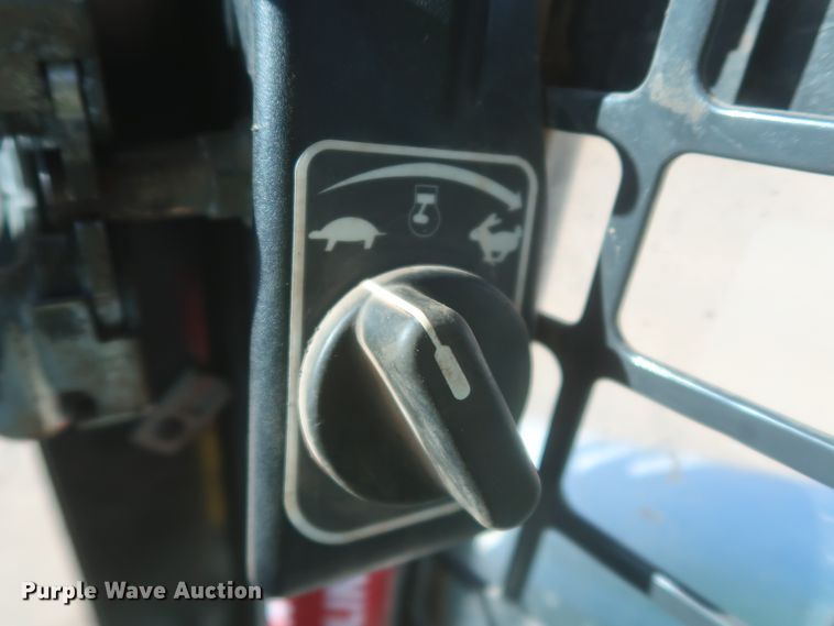 image for item DJ1875 2016 Bobcat T650  tracked skid steer loader