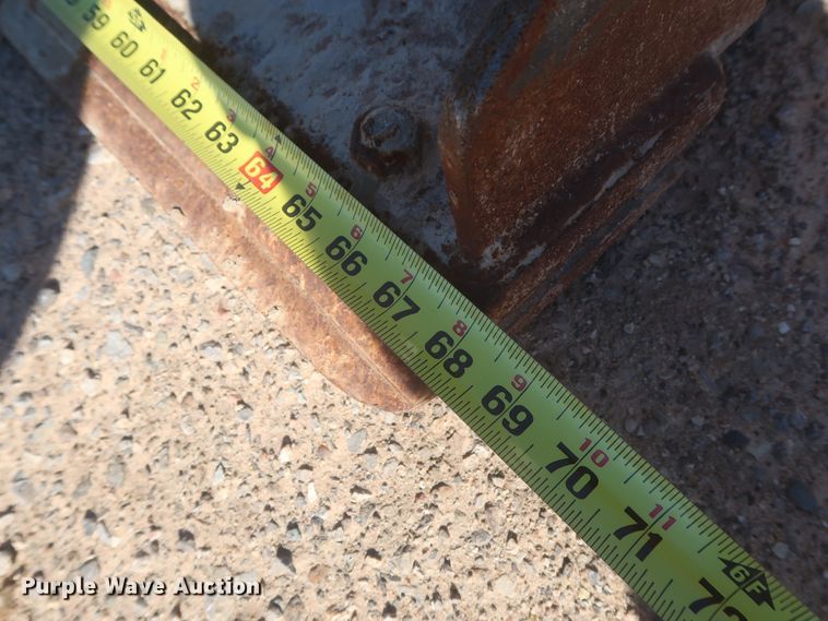 image for item DJ1875 2016 Bobcat T650  tracked skid steer loader