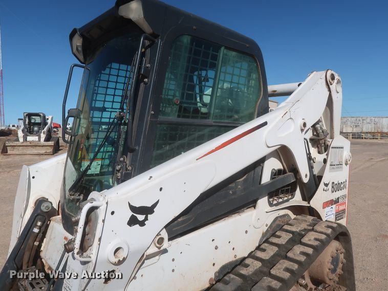 image for item DJ1875 2016 Bobcat T650  tracked skid steer loader