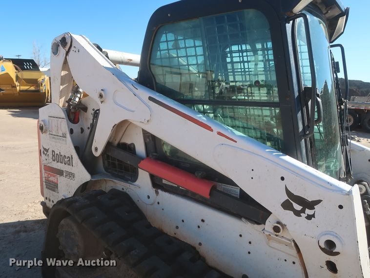 image for item DJ1875 2016 Bobcat T650  tracked skid steer loader