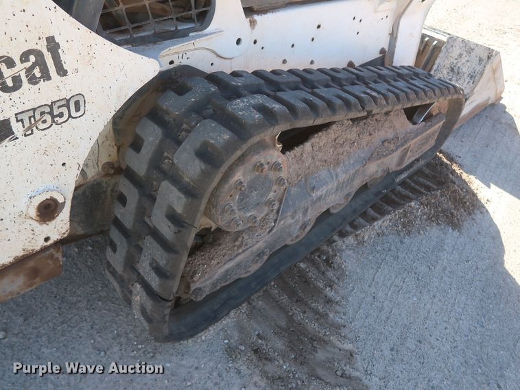 image for item DJ1875 2016 Bobcat T650  tracked skid steer loader