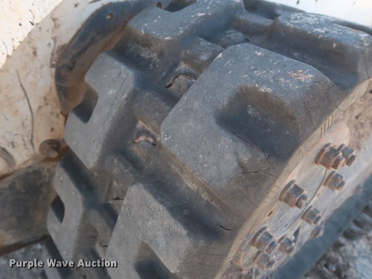 image for item DJ1875 2016 Bobcat T650  tracked skid steer loader